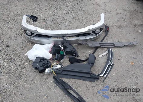 2011 Hyundai Azera Limited from USA, damaged, VIN KMHFC4DFXBA559801